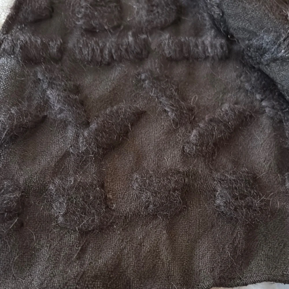 BNWOT 100% Wool Elegant Black Fringed Embroidered Scarf by OSKA